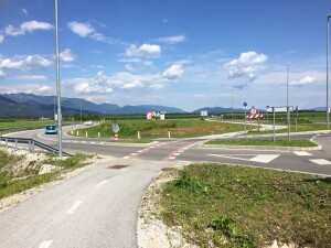 se preiszkusili v premagovanju projektantskih kolesarskih modrosti