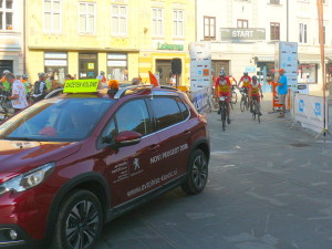 Bactim na štartu 3.etape, ko še niso vedeli, da bodo končni zmagovalci